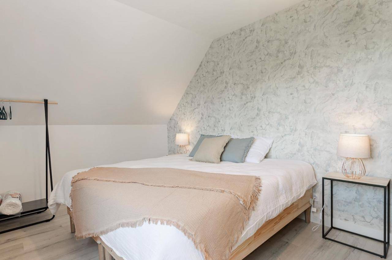 Five-Bedroom House in Montigny, Région de Rouen