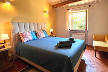 Villa pour 8 Personnes dans Gordes, Parc naturel régional du Luberon, Photo 2