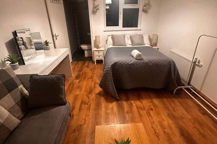 Double-Confort-Salle de bain partagée-Vue sur Parc-Ayla Room in Stevenage, Hertfordshire