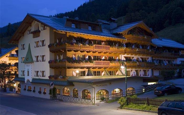 Hotel für 4 Personen, mit Pool und Sauna sowie Whirlpool und Garten, mit Haustier in Dienten am Hochkönig - 3