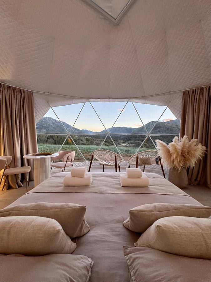 Gîte pour 2 personnes, avec terrasse ainsi que jardin et vue, animaux acceptés à Urtaca