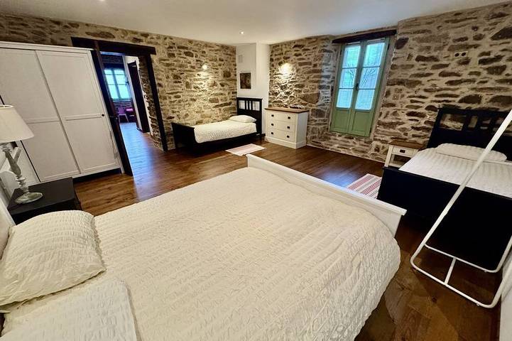 Les Coumayres - Rustic and charming farmhouse with panoramic mountain views, immersed in beautiful n in Riols, Région de Béziers