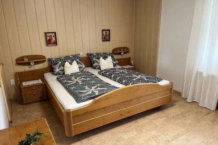 Ferienwohnung für 4 Personen, mit Balkon und Garten in Marktredwitz - 2