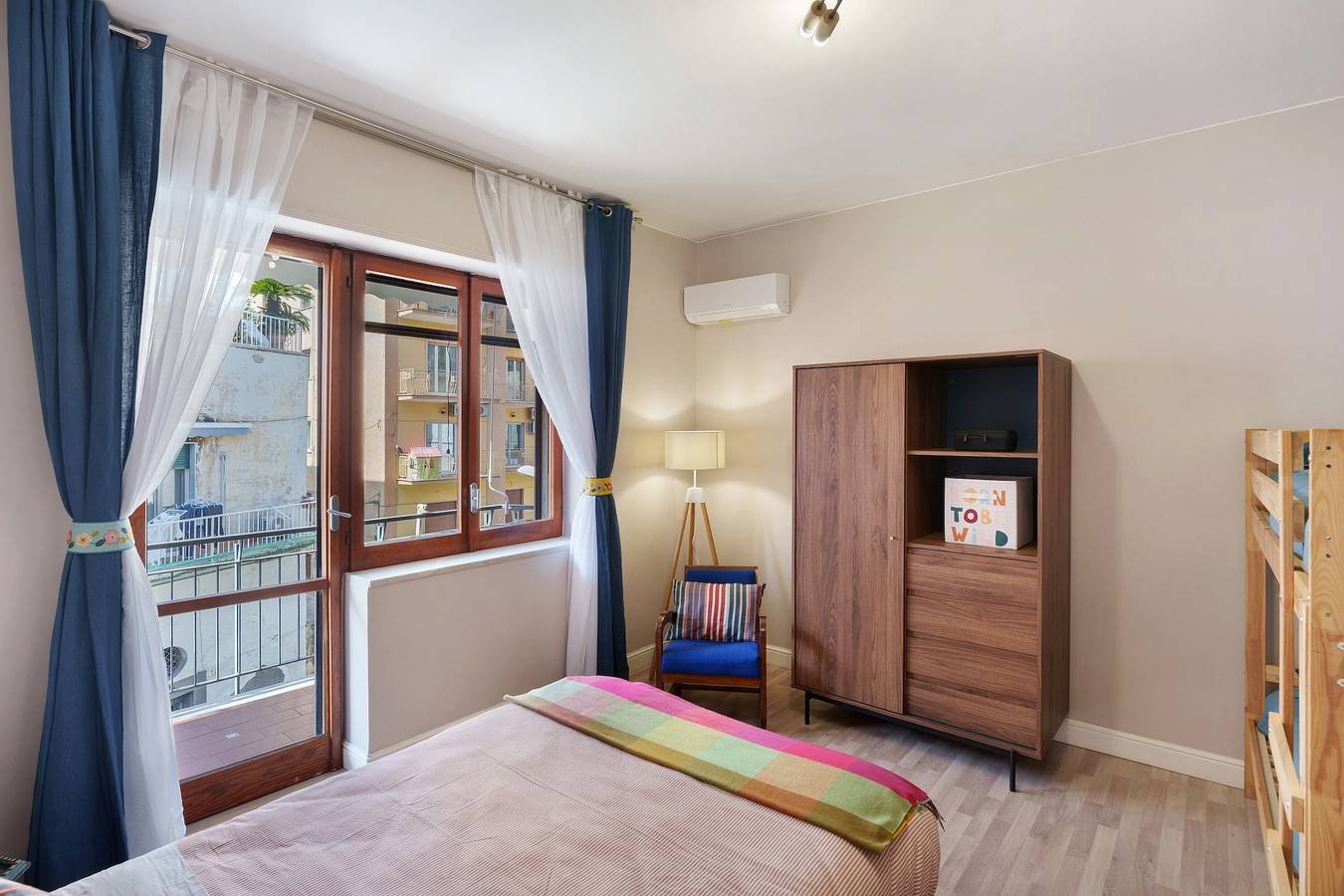 Chambre « Casa Frank - 2 » avec vue sur la montagne, Wi-Fi et climatisation in Torre Annunziata, Parc national du Vésuve