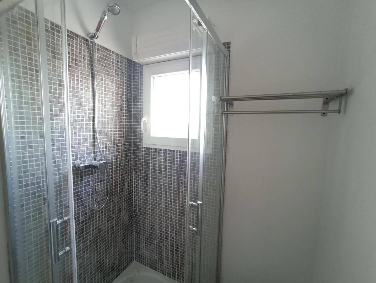 Appartement entier, Résidence à 15 minutes de la mer in Rivesaltes, Côte méditerranéenne (France)