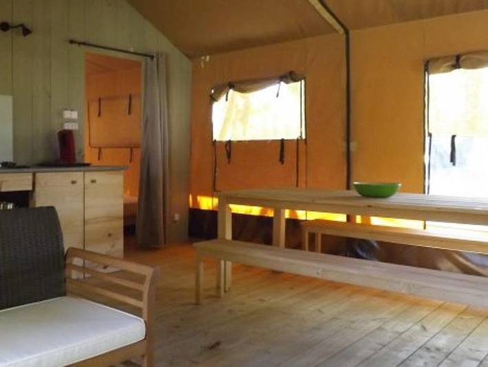 Camping La Fontaine du Roc - Wohnzelt auz holz 5 personen - Safari ohne Sanitäranlagen in Dévillac, Villeneuve-sur-Lot und Umgebung