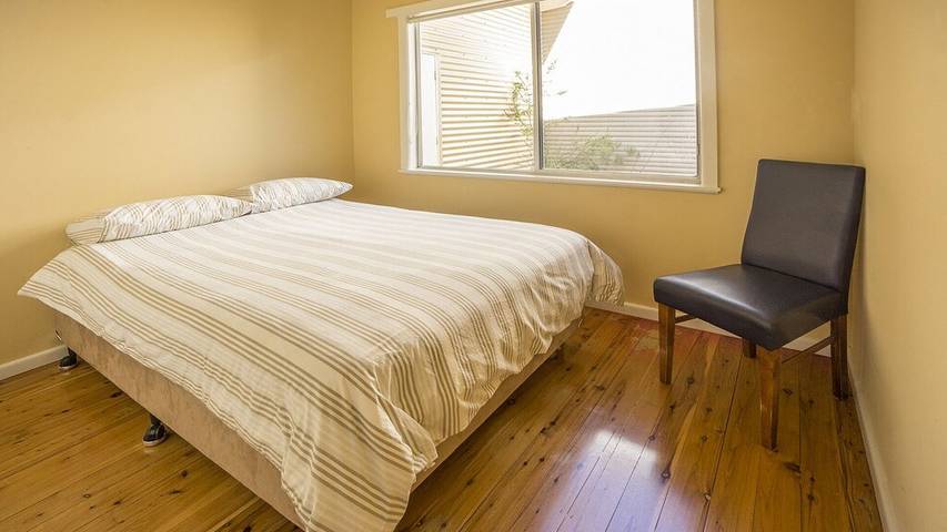 Holiday home for 10 people, with garden in Mollymook