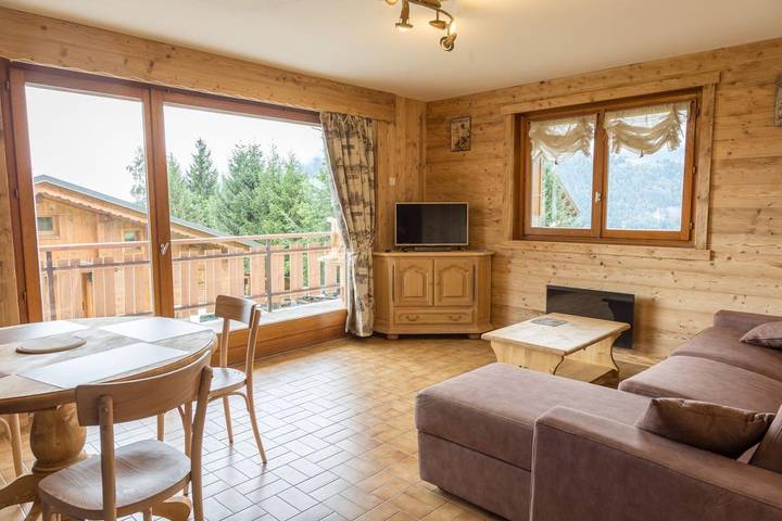 Gîte pour 4 personnes, avec terrasse et balcon/terrasse, animaux acceptés à Notre-Dame-de-Bellecombe - 3