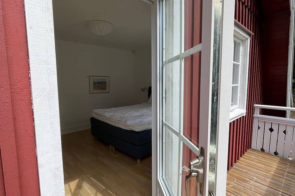 Spacious Beachhouse in Havsbaden Ängelholm\nenjoy fantastic beach and pine forest in Ängelholm, Ängelholms und Umgebung