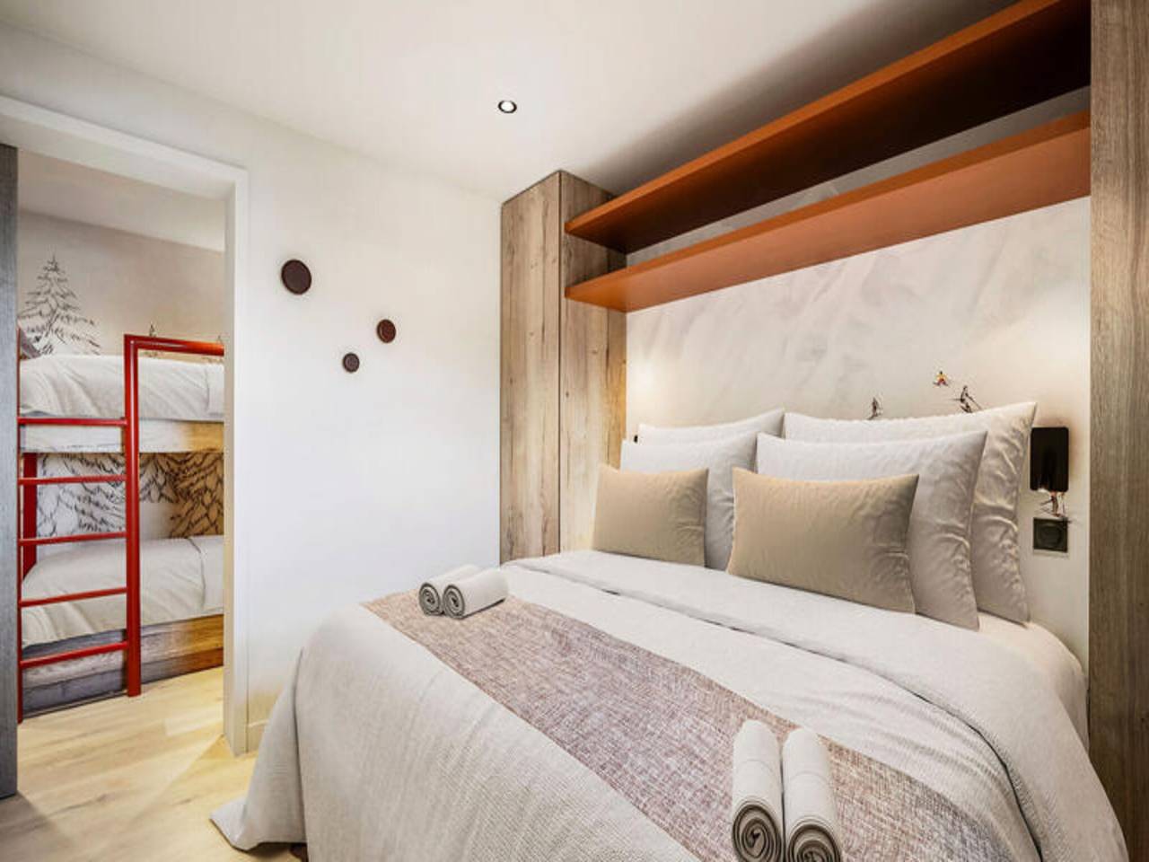 Entire apartment, Chalet in La Tania near Ski Slopes in Albiez-le-Jeune, Saint-Jean-de-Maurienne region