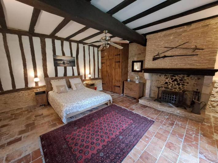 Location de vacances pour 10 personnes, avec piscine ainsi que jardin et vue, adapté aux familles à Le Fleix - 4