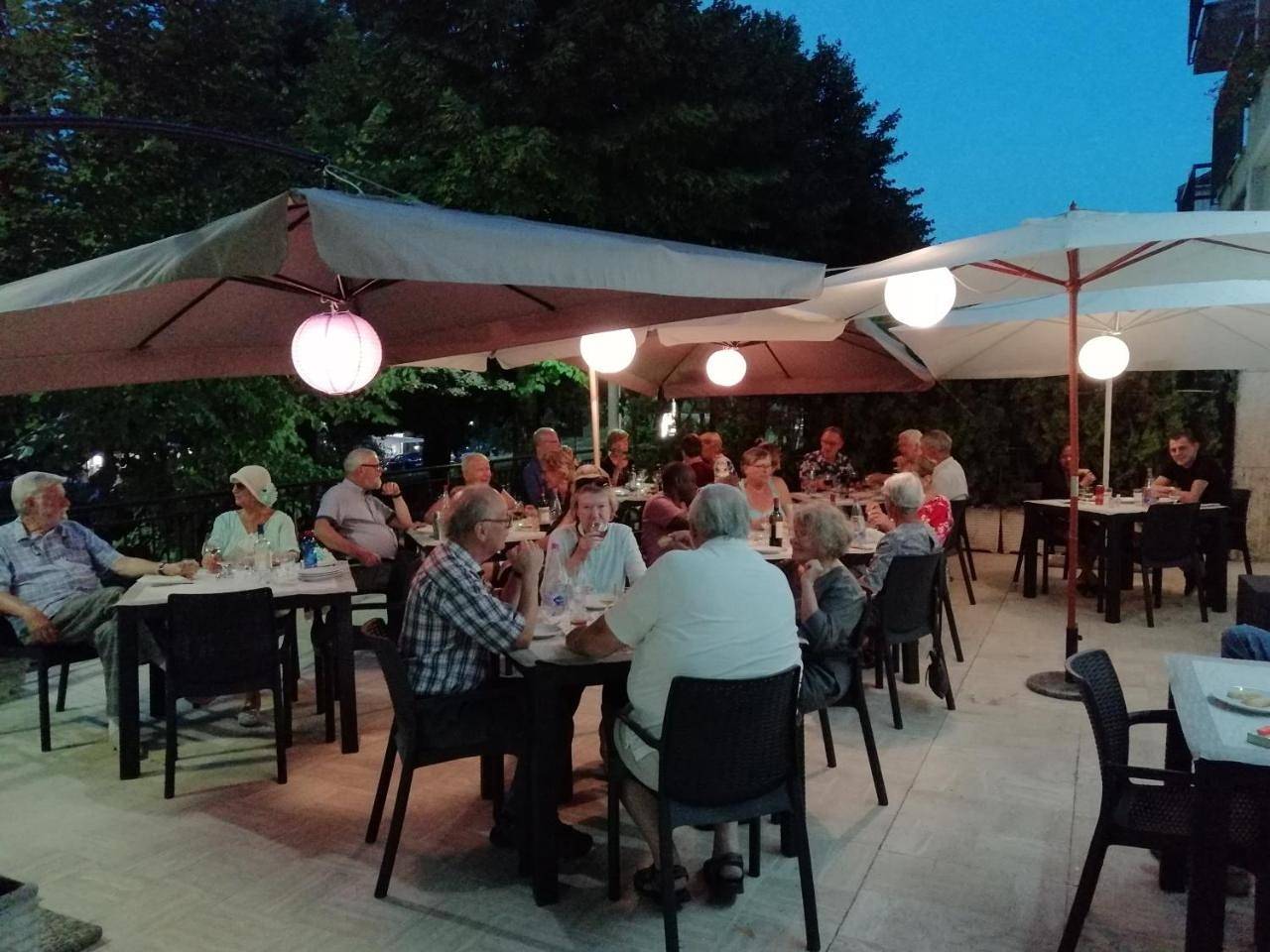 Single Room with Terrace in Chianciano Terme, Province de Sienne