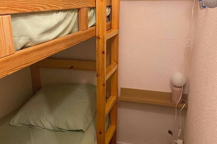 Ganze Wohnung, In the center of the resort and shops ground floor apartment sleeps 6 in La Foux d'Allos, Allos