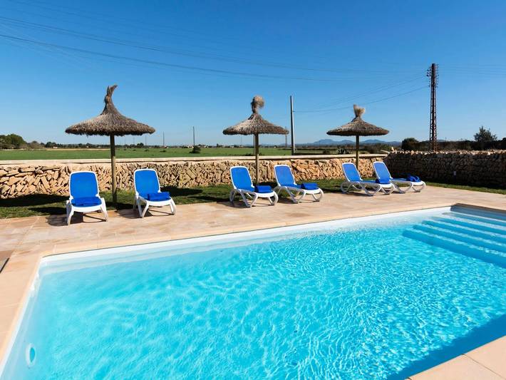 Ferienhaus für 8 Personen, mit Balkon und Terrasse sowie Garten und Pool in Ses Covetes - 2