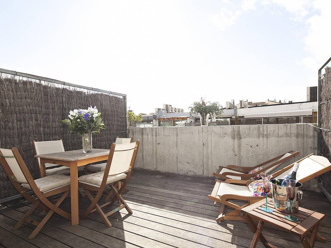 Ganze Ferienwohnung, Msb Dachwohnung in der nähe dem Zentrum mit eigener Terrasse in Sarrià - Sant Gervasi, Barcelona