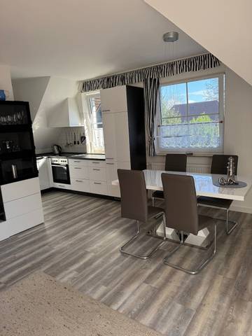 Ferienwohnung für 5 Personen, mit Balkon in Zingst