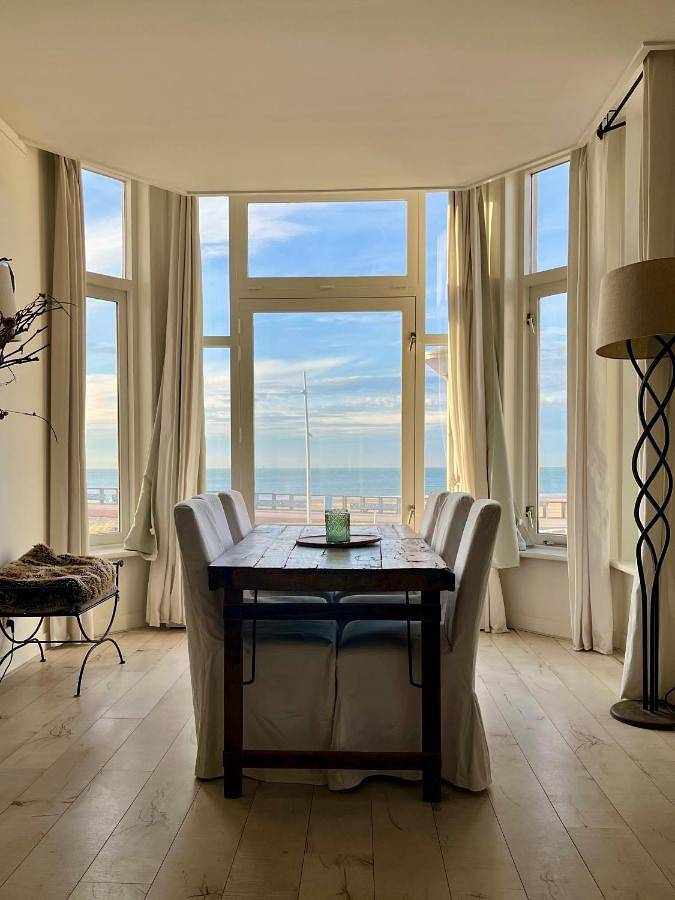 Vakantieappartement voor 6 personen, with Balkon and Terras as well as Uitzicht in Scheveningen