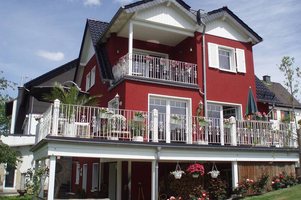 Ganze Wohnung, Modernes ***-Appartement zwischen Köln und Bonn. Neu: E-Ladestation 11Kw! in Lohmar, Rhein-Sieg-Kreis