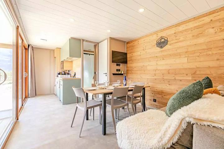 Chalet pour 6 personnes, avec balcon à Aussois