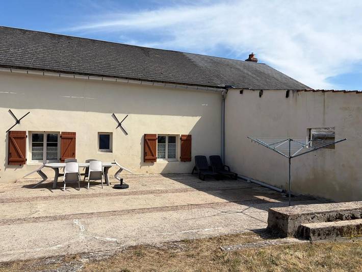Location de vacances pour 8 personnes, avec Terrasse et Jardin à Sommant - 4