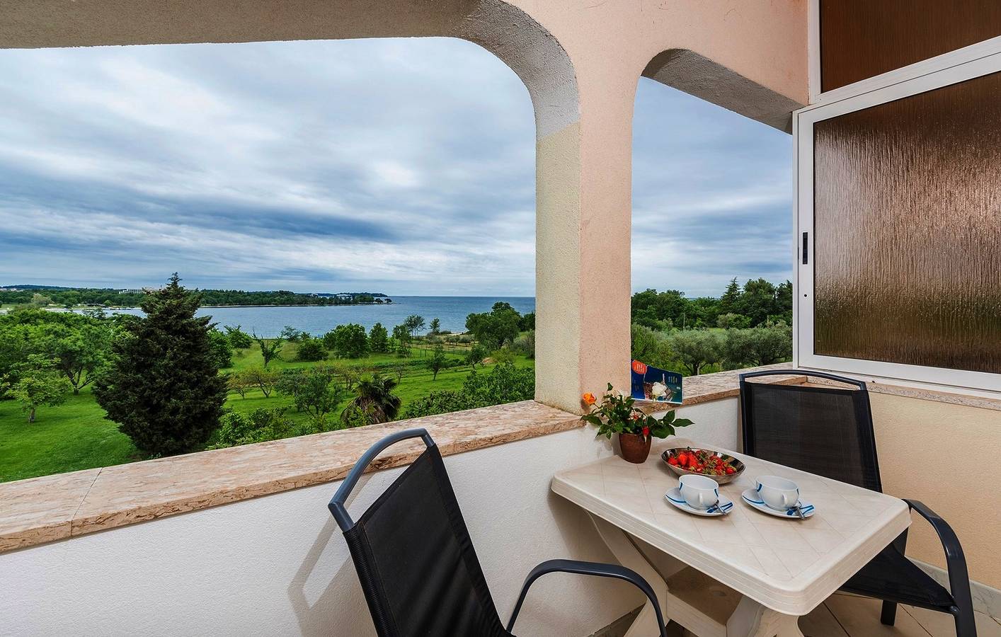 Appartement entier, Appartement de vacances pour 2 personnes avec balcon/terrasse in Cervar, Région de Porec