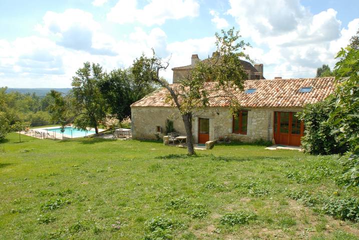 Gîte pour 3 personnes, avec piscine à Saint-Antoine-de-Breuilh