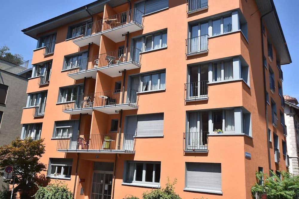 Entire apartment, Cute studio in the center - Crown 42 in Zurich, Zurich district