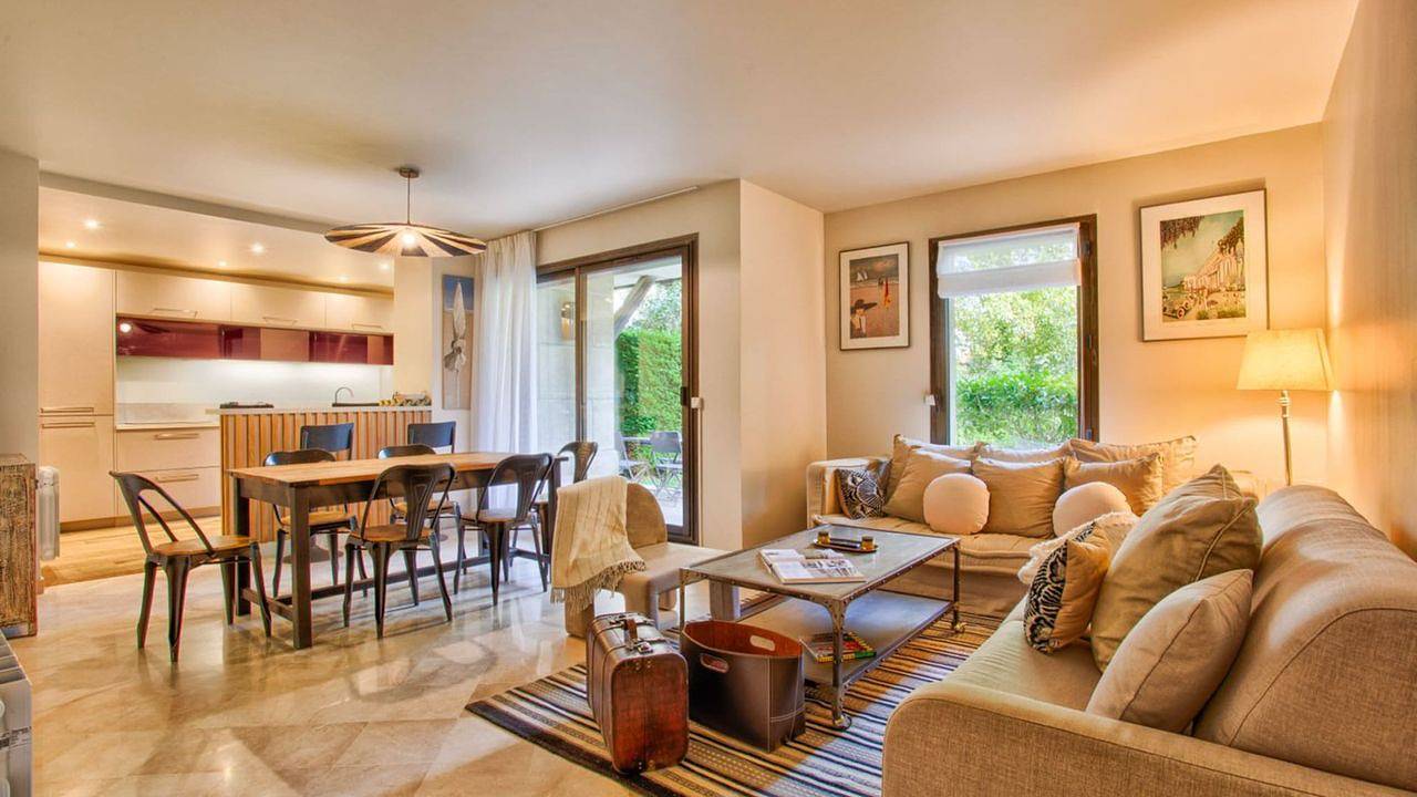 Apartamento vacacional entero, Ferienwohnung für 5 Personen (75 m²) in Deauville in Tourgéville, Region de Lisieux