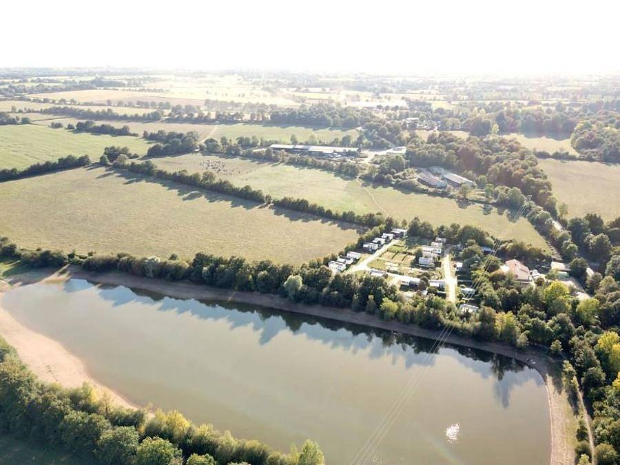 Camping pour 2 Personnes dans Sainte-Foy (Vendée), Vendée