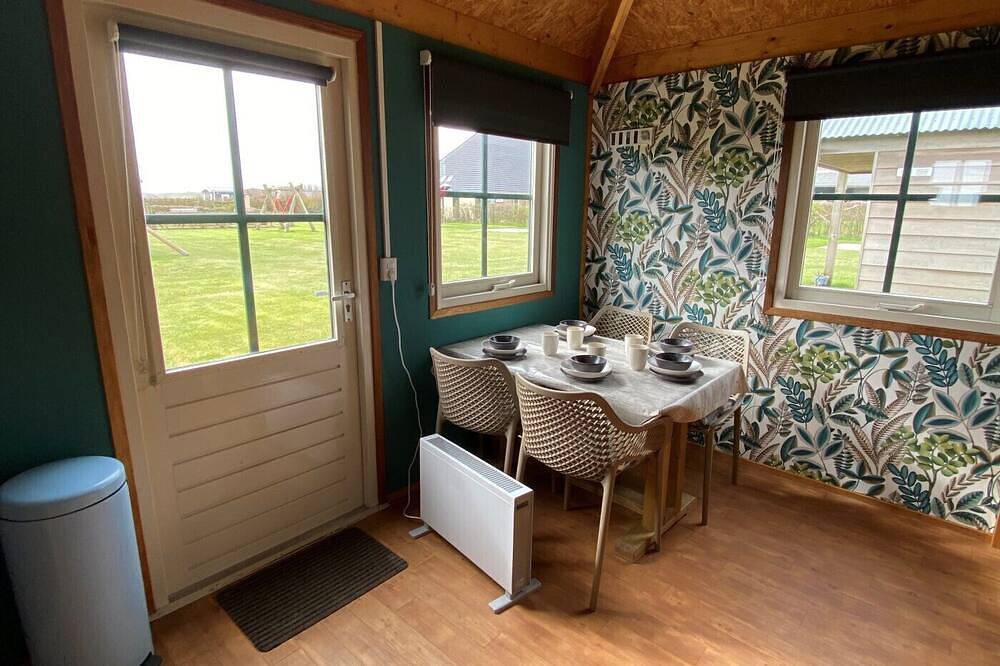 Boerencamping Duinzoomhoeve - Hooiberghut Eba in Den Helder, Holanda Septentrional - Costa del Mar del Norte