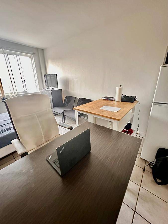 Apartamento para 2 personas, con jacuzzi además de piscina y sauna en Montreal