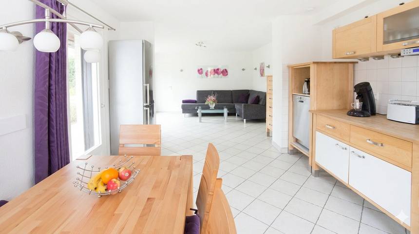 Ferienwohnung für 5 Personen, mit Terrasse und Garten - 1