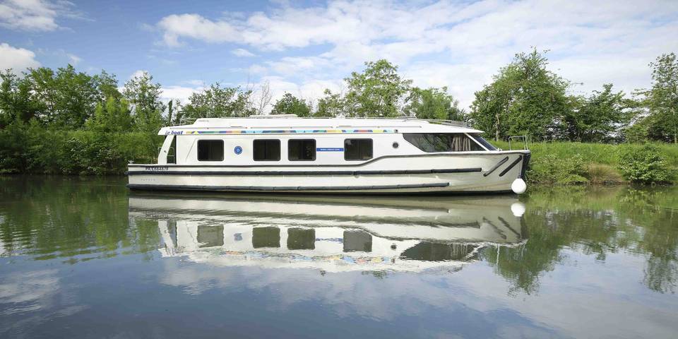 Bateau pour 9 personnes, avec Balcon/Terrasse et Terrasse