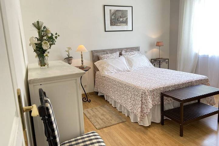Chambre d’hôte pour 2 personnes, avec Jardin à Montréal (Gers)