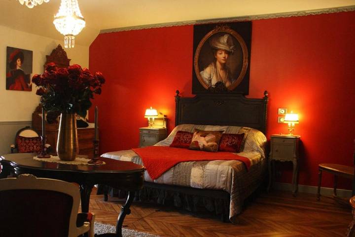 Chambre d’hôte pour 2 personnes, avec Balcon et Terrasse ainsi que Jacuzzi et Jardin