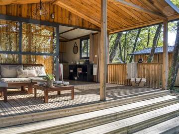 Chalet pour 4 personnes, avec bassin pour enfant dans le Gard