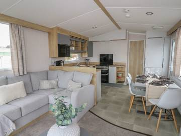 Glamping for 6 People in Ceredigion, Mid-Wales, Photo 4