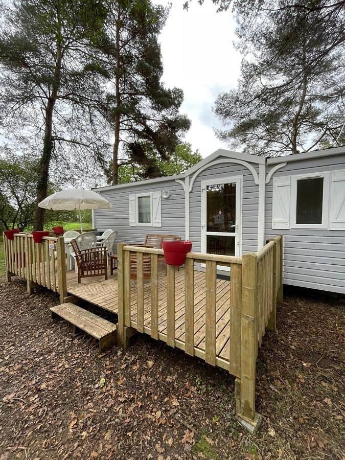 Parc de vacances pour 5 personnes, avec vue et piscine ainsi que bassin pour enfant et jardin, animaux acceptés en Vendée - 2