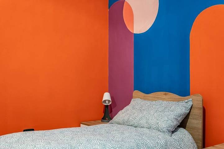Appartamento intero, GuestHost - I Colori di Lalla - 300 m far from Castello Ursino in Catania, Catania e dintorni