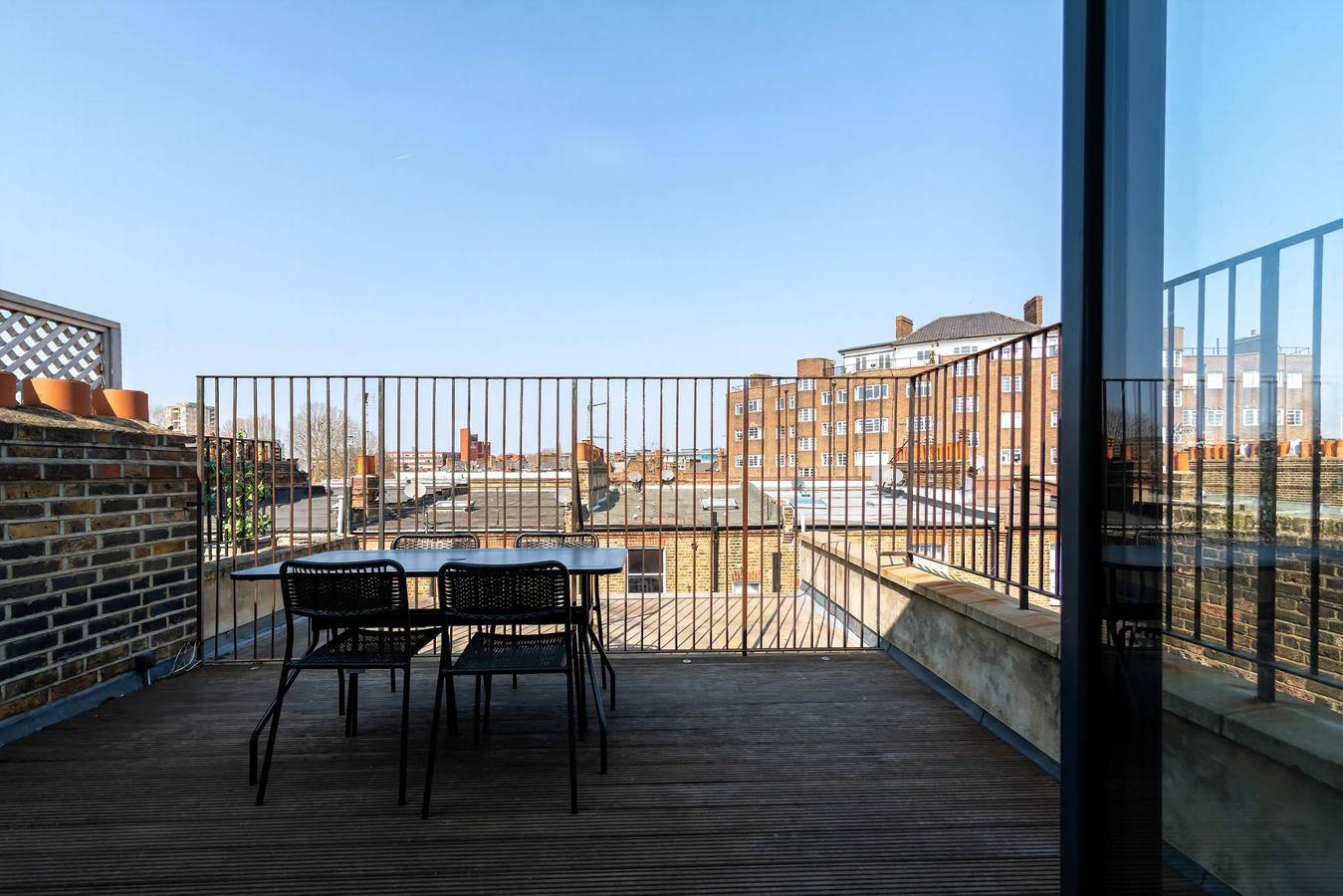 Ganze Wohnung, Ferienwohnung für 4 Personen mit Balkon in Hammersmith und Fulham, London