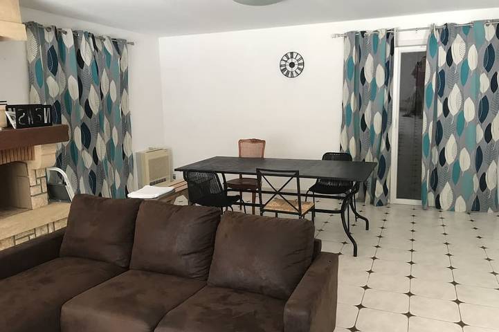 Ferienhaus für 10 Personen, mit Terrasse und Garten in Gaillan-en-Médoc - 4