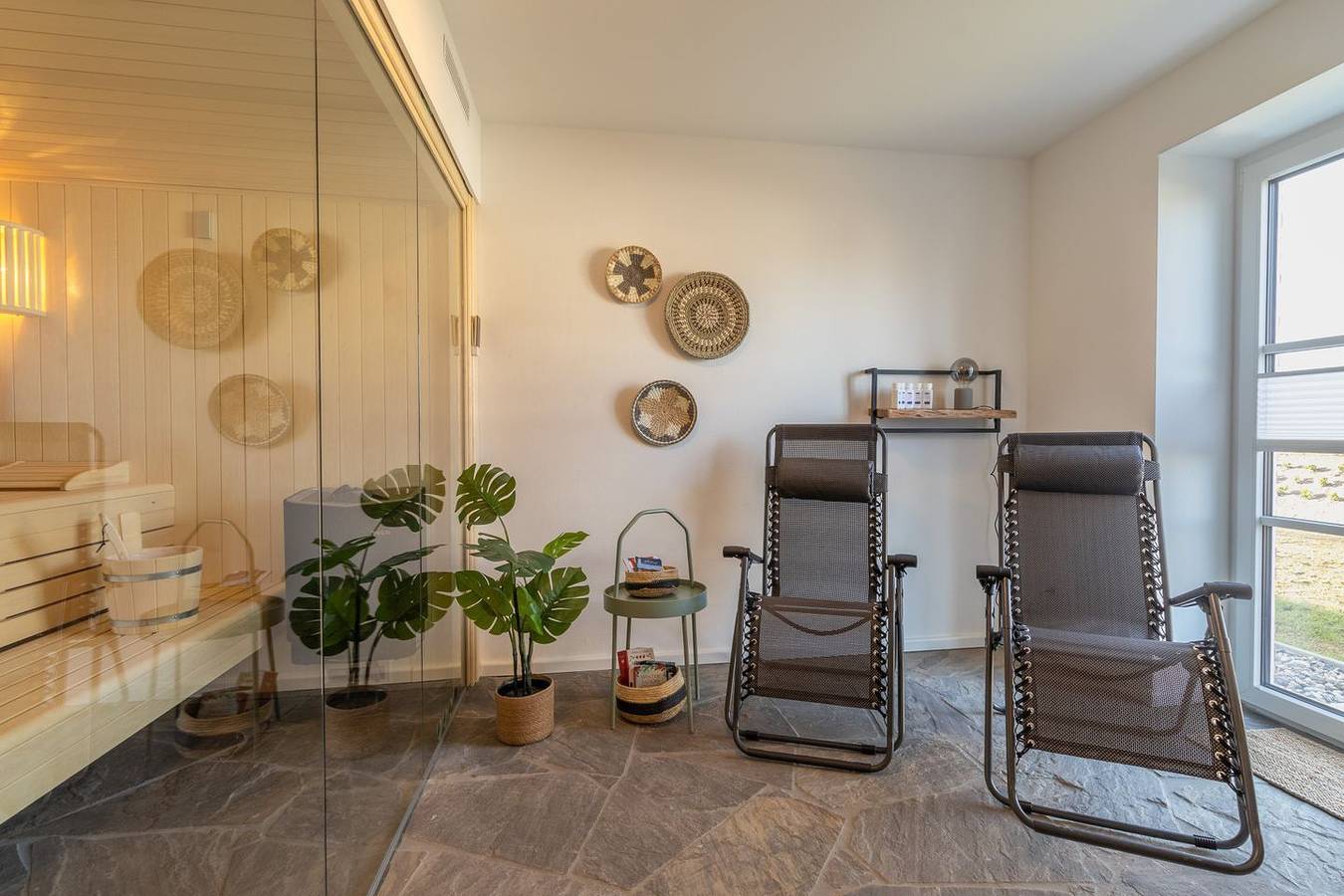 Villa Küsteneck – Urlaub in Bestlage. Sauna. Ostseeblick. Komfort. in Lohme, Parque Nacional de Jasmund