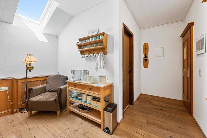 Ganze Wohnung, Forest View Studio | Balcony | Free Parking in Bad Goisern, Dachstein Salzkammergut