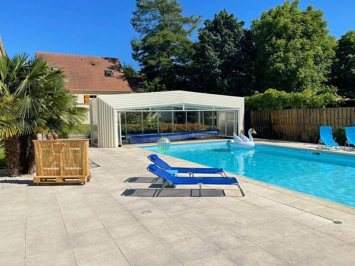 Maison de vacances pour 4 personnes, avec Terrasse ainsi que Jardin et Piscine