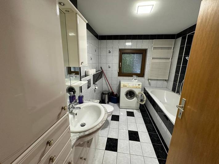 Ferienwohnung für 4 Personen, mit Terrasse und Garten in Königsbronn - 2
