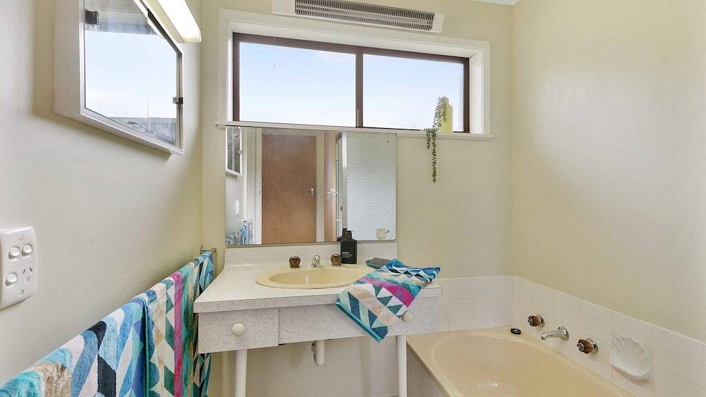 Ganze Wohnung, 1 @ Neunundfünfzig - Beach Side Classic in Lorne, Great Ocean Road