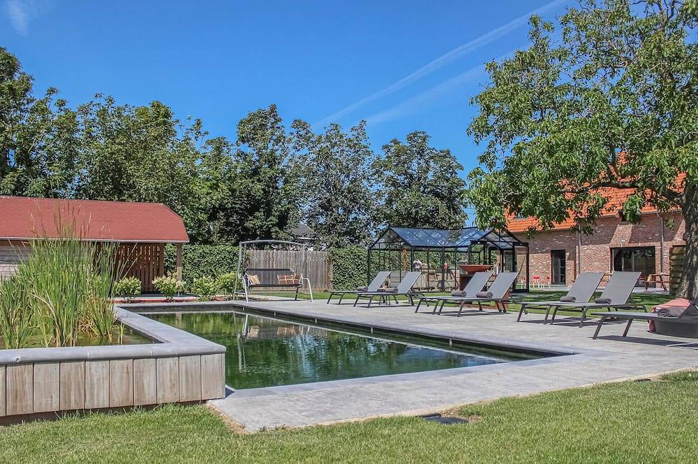 Amazing home in Diksmuide in Woumen, Diksmuide