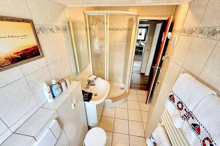 Ganze Wohnung, Komfortable Wohnung West in Westerland mit Garten, Wlan und moderner Ausstattung in Tinnum, Sylt (Gemeinde)