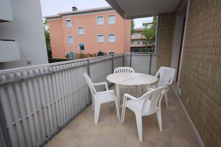 Ferienwohnung für 5 Personen, mit Balkon in Lignano Sabbiadoro