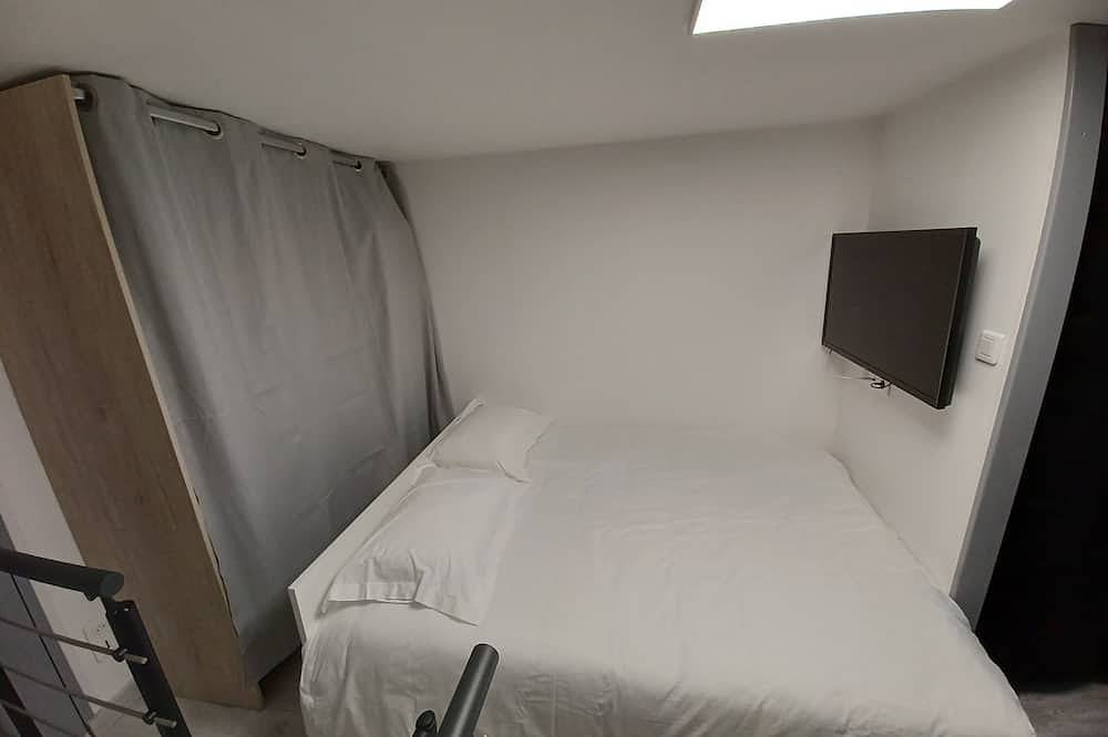 Entire apartment, Charming T2 duplex Centre Foix in Foix, Ariège